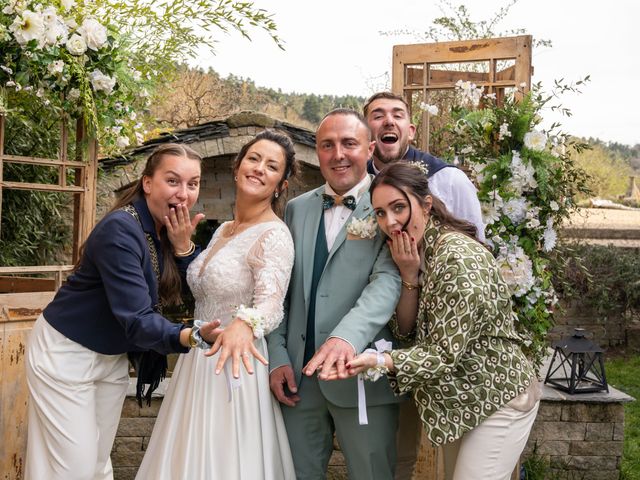 Le mariage de Jeremy et Delphine à Saint-Pierre-Eynac, Haute-Loire 44