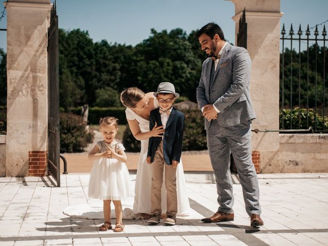 Le mariage de Imré et Katia à Le Gué-de-Velluire, Vendée 44