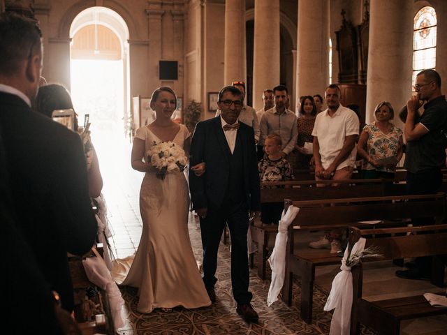 Le mariage de Imré et Katia à Le Gué-de-Velluire, Vendée 48