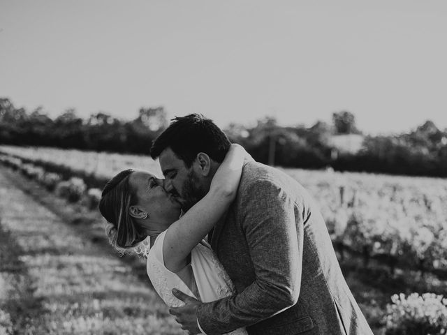 Le mariage de Imré et Katia à Le Gué-de-Velluire, Vendée 54