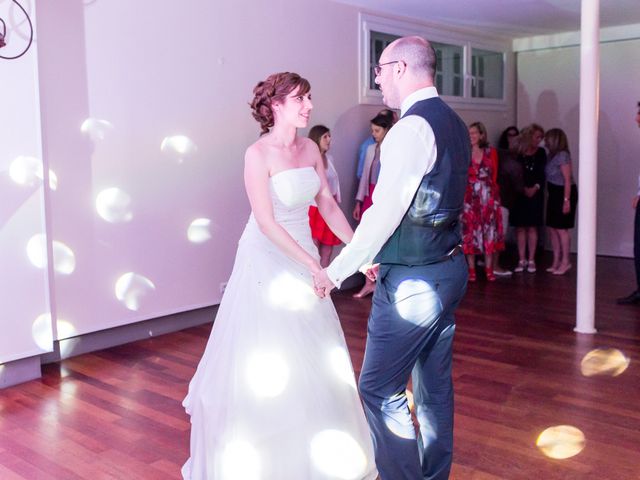 Le mariage de Adrien et Candice à Levallois-Perret, Hauts-de-Seine 15