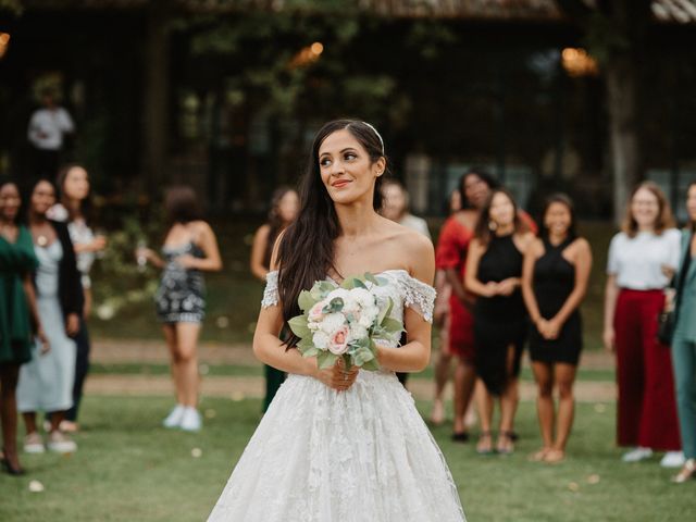 Le mariage de Jules et Fathia à Hardricourt, Yvelines 24