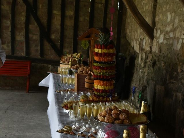 Le mariage de Pierre  et Laura  à Saint-Just-en-Chaussée, Oise 34