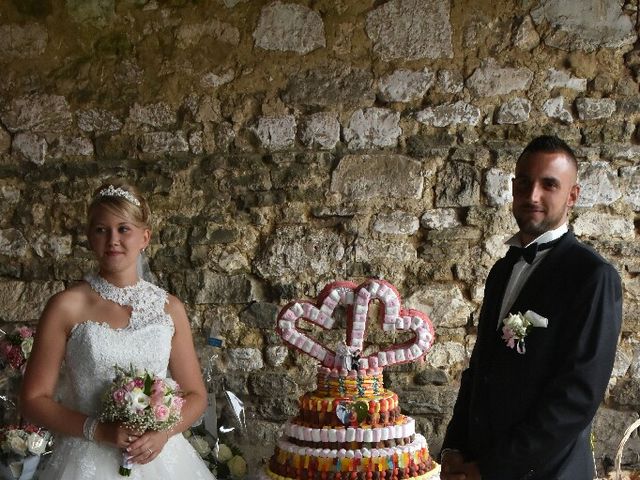 Le mariage de Pierre  et Laura  à Saint-Just-en-Chaussée, Oise 36