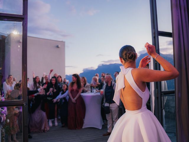 Le mariage de Adrien et Chloe à La Mure, Isère 15