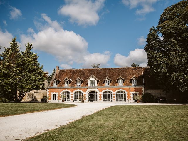 Le mariage de Célestin et Clara à Beaulieu-sur-Loire, Loiret 4