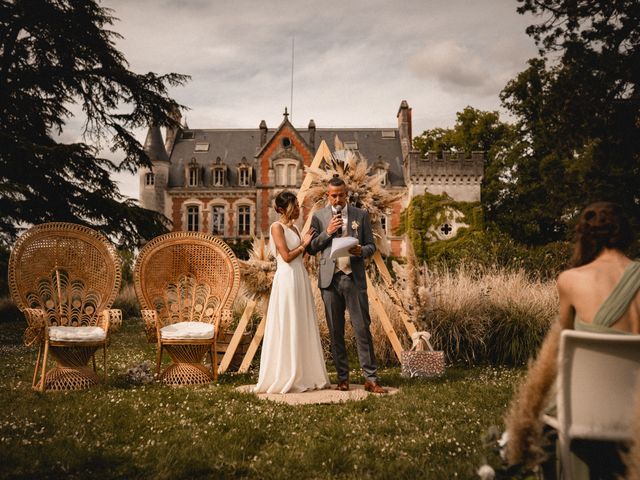 Le mariage de Julien et Helen à Saint-Yrieix-sur-Charente, Charente 17