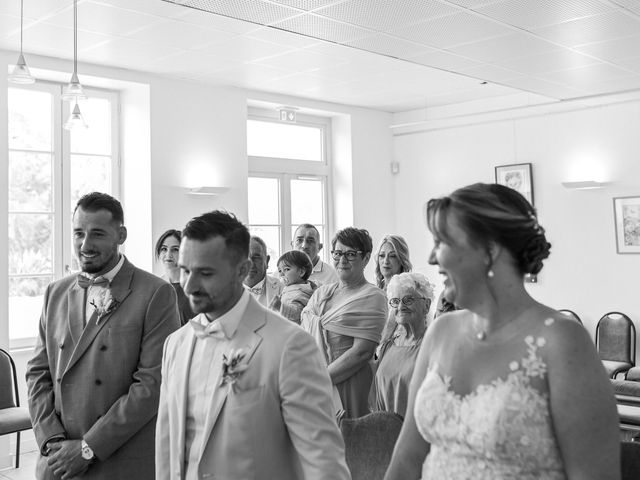Le mariage de Alexandre et Mélanie à L'Houmeau, Charente Maritime 14