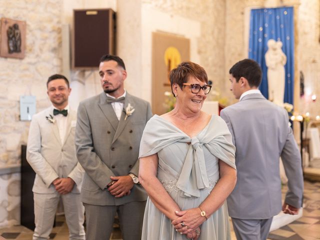 Le mariage de Alexandre et Mélanie à L'Houmeau, Charente Maritime 21