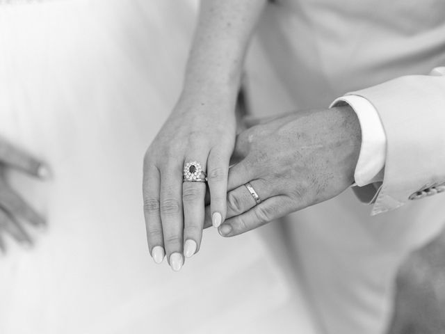 Le mariage de Alexandre et Mélanie à L'Houmeau, Charente Maritime 29