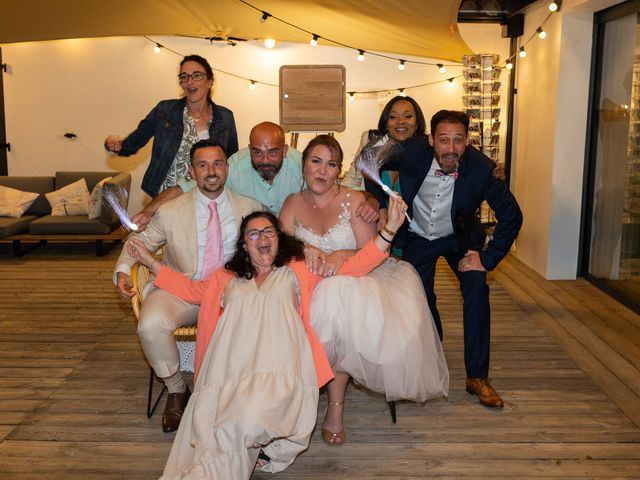 Le mariage de Alexandre et Mélanie à L'Houmeau, Charente Maritime 56