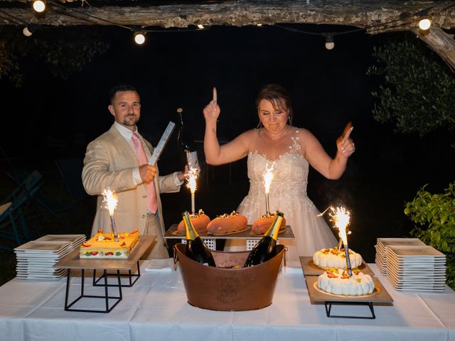 Le mariage de Alexandre et Mélanie à L'Houmeau, Charente Maritime 59