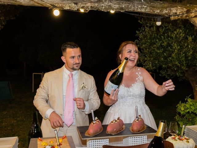 Le mariage de Alexandre et Mélanie à L'Houmeau, Charente Maritime 60
