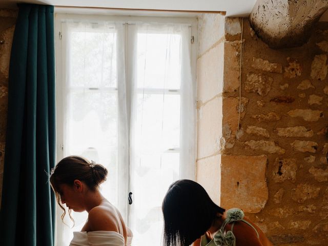 Le mariage de Thomas et Camille à Saint-Porchaire, Charente Maritime 8