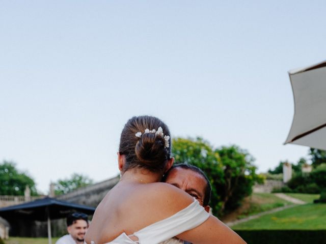Le mariage de Thomas et Camille à Saint-Porchaire, Charente Maritime 40