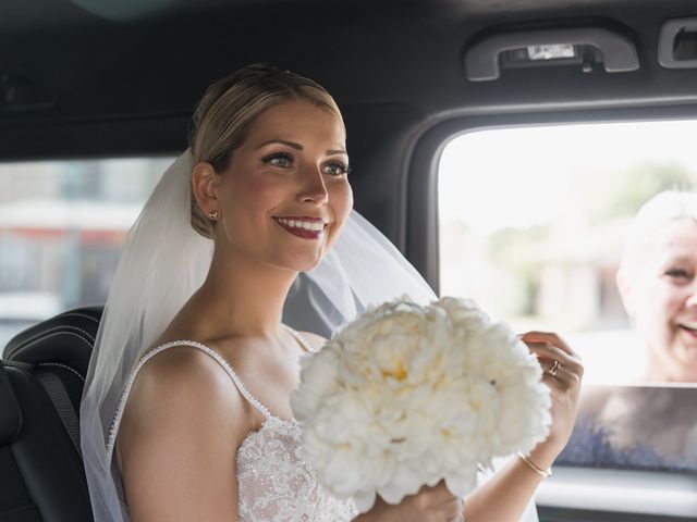 Le mariage de Andy et Aline à Saint-Priest-Bramefant, Puy-de-Dôme 27