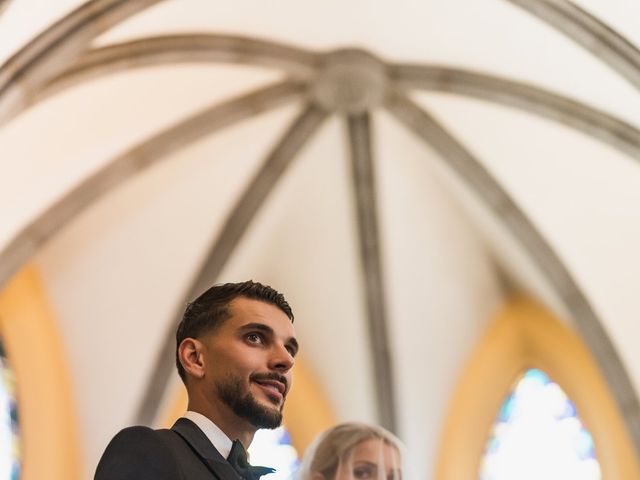 Le mariage de Andy et Aline à Saint-Priest-Bramefant, Puy-de-Dôme 37