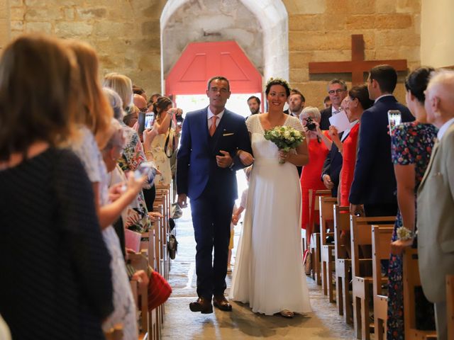 Le mariage de Baptiste et Léa à Combrit, Finistère 14