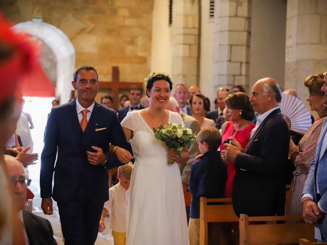 Le mariage de Baptiste et Léa à Combrit, Finistère 15