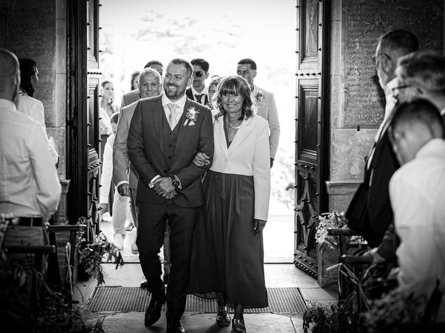 Le mariage de Jérémy et Angélique à Chaponost, Rhône 15