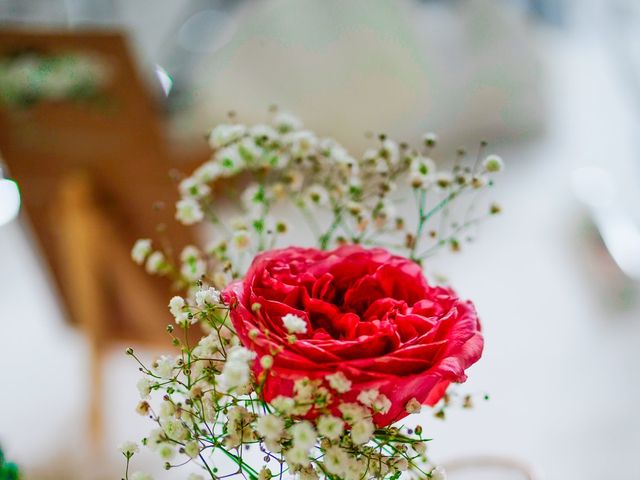 Le mariage de Jérémy et Angélique à Chaponost, Rhône 27