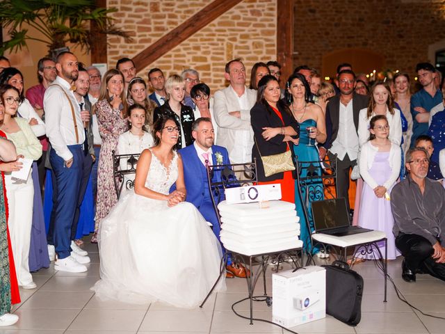 Le mariage de Jérémy et Angélique à Chaponost, Rhône 35