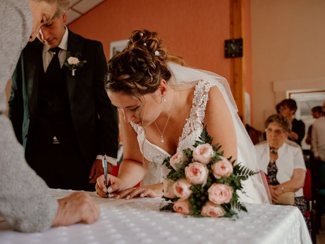 Le mariage de Antoine et Jessica à Lusignan, Vienne 28