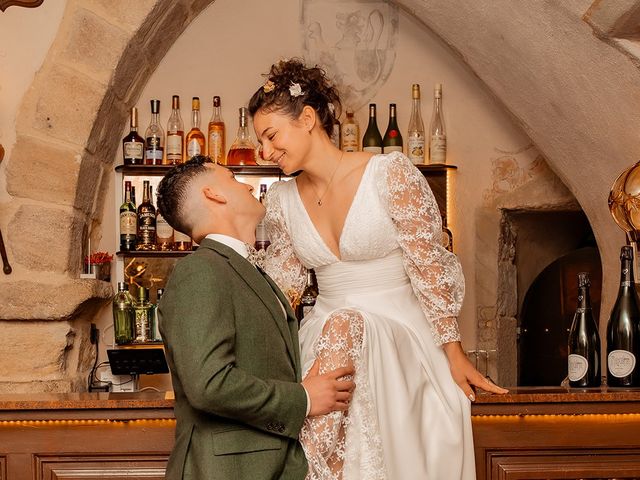Le mariage de Adrien et Mélissa à Montaigu-le-Blin, Allier 13
