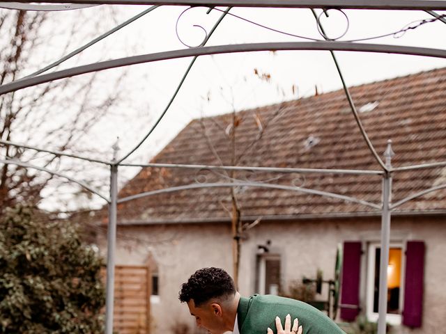 Le mariage de Adrien et Mélissa à Montaigu-le-Blin, Allier 17