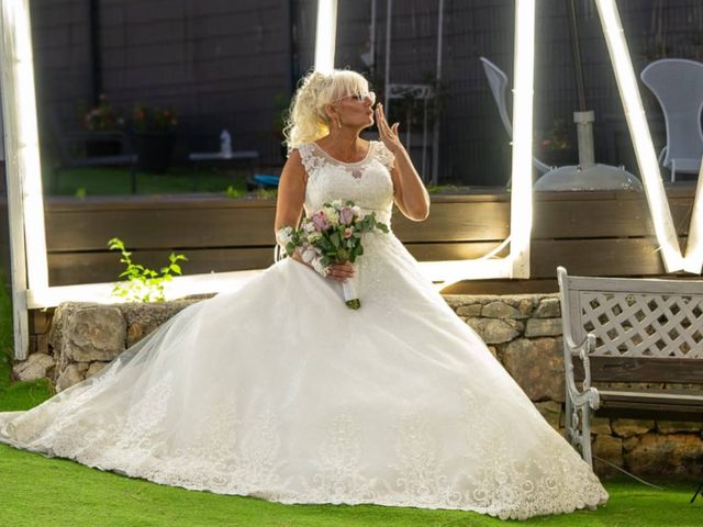 Le mariage de Thierry et Nathalie   à Tourrettes, Var 1