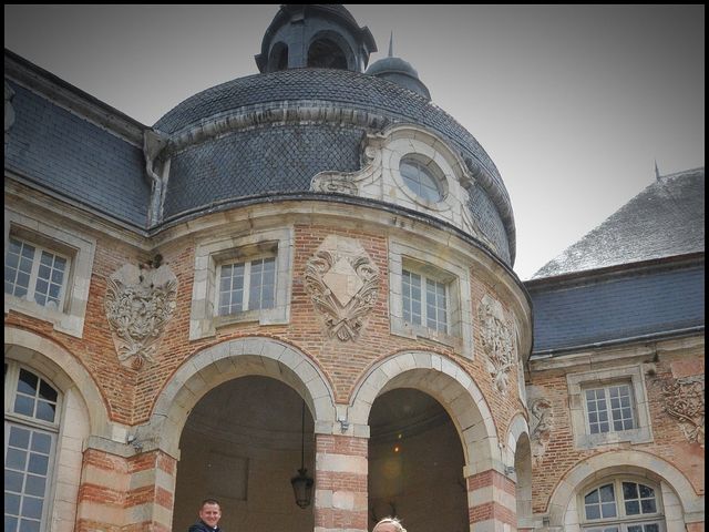 Le mariage de Quentin et Alicia à Saint-Fargeau, Yonne 24