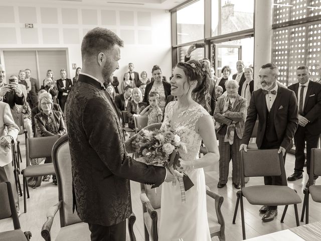 Le mariage de David et Anne-Laure à Pluméliau, Morbihan 40