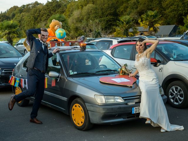 Le mariage de David et Anne-Laure à Pluméliau, Morbihan 107