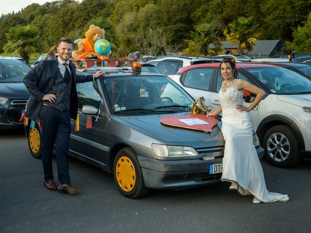 Le mariage de David et Anne-Laure à Pluméliau, Morbihan 108