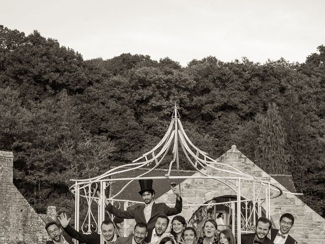 Le mariage de David et Anne-Laure à Pluméliau, Morbihan 111