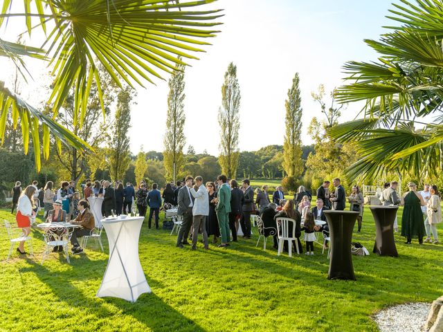 Le mariage de David et Anne-Laure à Pluméliau, Morbihan 91