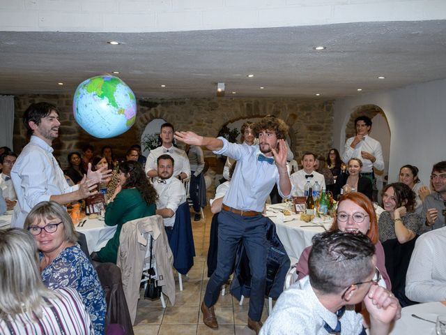 Le mariage de David et Anne-Laure à Pluméliau, Morbihan 134