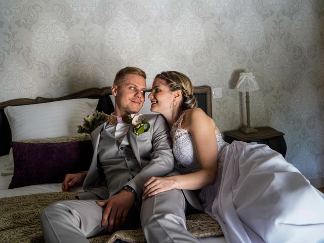 Le mariage de Aurélien et Noémie à Légny, Rhône 1