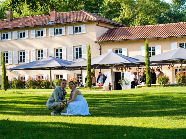 Le mariage de Aurélien et Noémie à Légny, Rhône 8