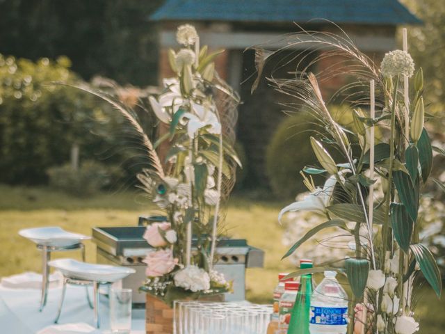 Le mariage de Yoran et Louisa à Ambrières-les-Vallées, Mayenne 10