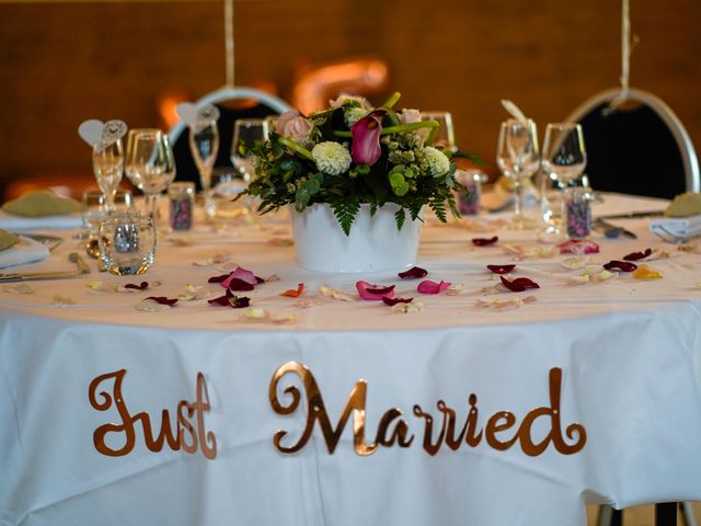 Le mariage de Aurélien et Noémie à Légny, Rhône 17