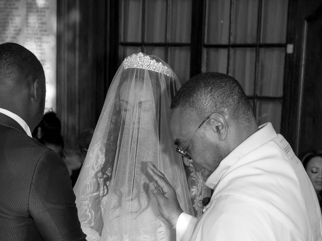 Le mariage de Kevin et Joyce à Saint-Aubin-sur-Gaillon, Eure 35