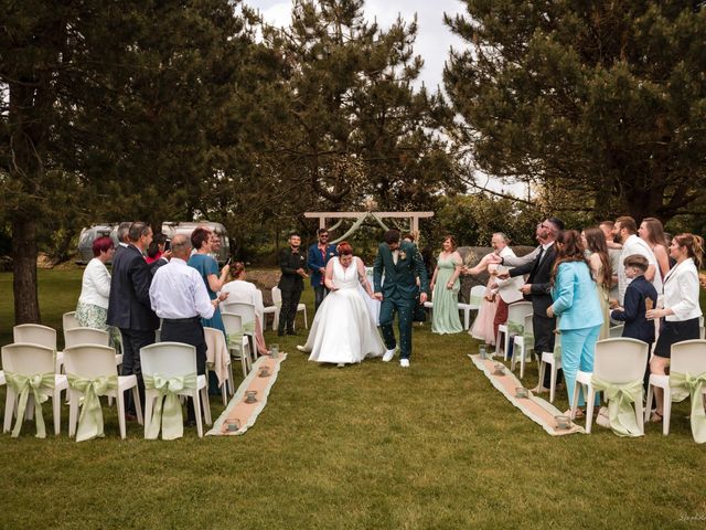 Le mariage de Raphael et Cathleen à Gouesnou, Finistère 13