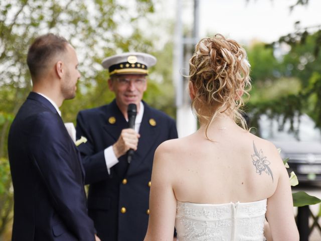 Le mariage de Cyrille et Caroline à Lyon, Rhône 38