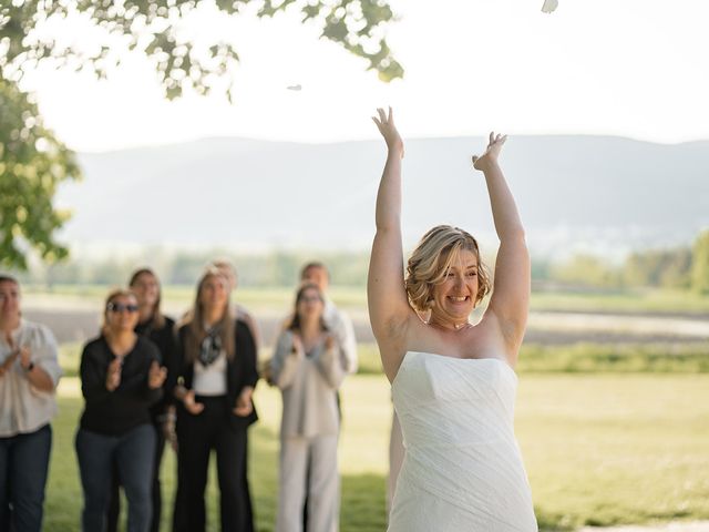 Le mariage de Thomas et Coline à Marsanne, Drôme 44