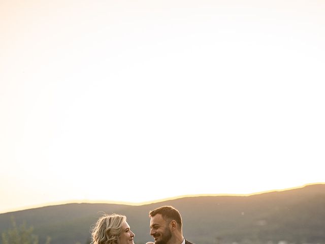 Le mariage de Thomas et Coline à Marsanne, Drôme 61