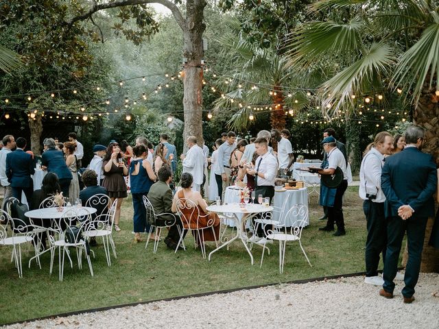Le mariage de Anis et Vicky à Signes, Var 83