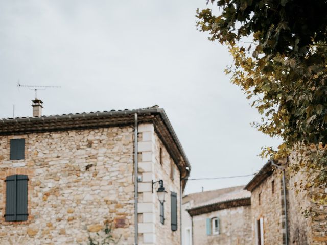 Le mariage de Maxime et Céline à Poët-Célard, Drôme 15