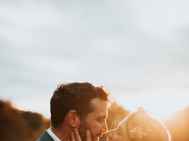 Le mariage de Maxime et Céline à Poët-Célard, Drôme 32