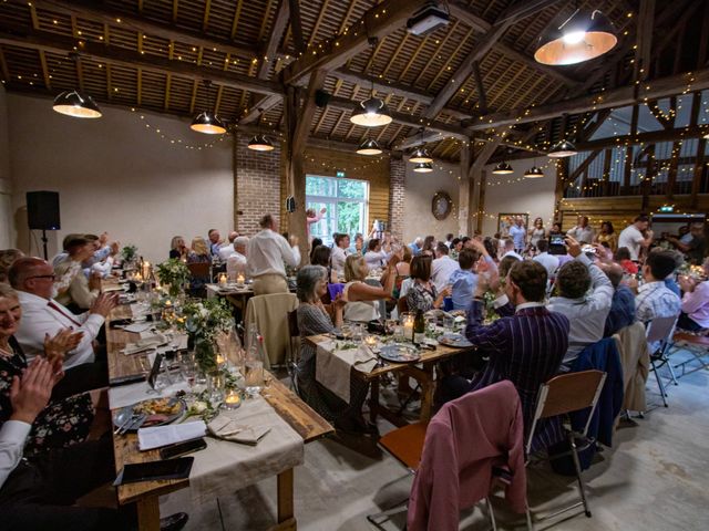 Le mariage de James et Linnea à Villedômer, Indre-et-Loire 72